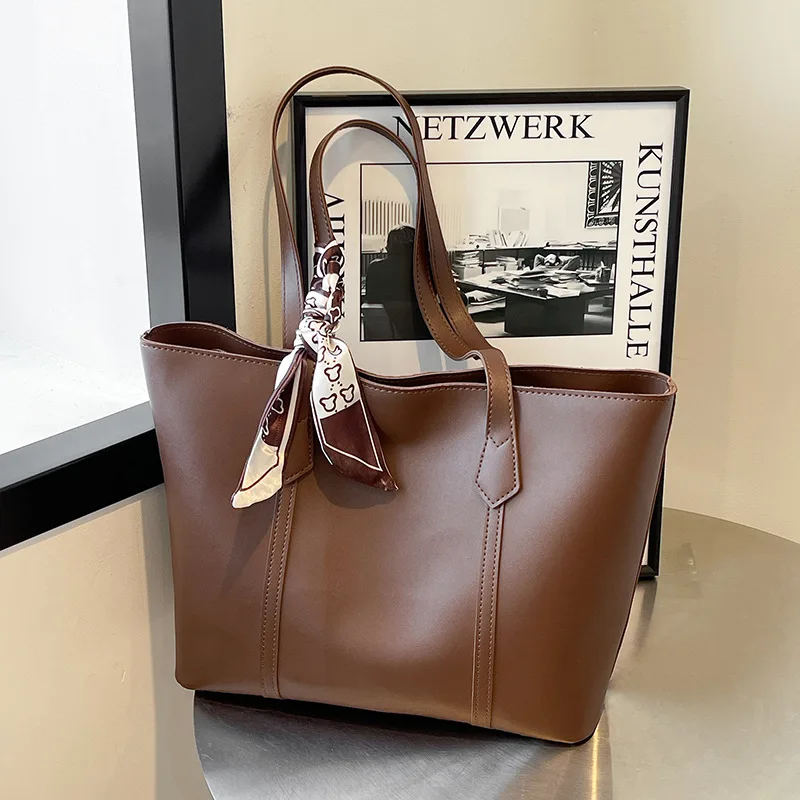 Women's Bag New Summer Black Handbag Large Capacity Shoulder Bag Niche Commuter Bag Tote Bags Women Handbags bolsa